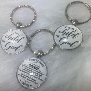 3PCS ROUND KEYCHAIN GLASS PENDANT .